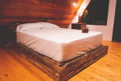 chalet-dormitorio-rustico-acogedor