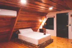 chalet-habitacion-luminosa-madera